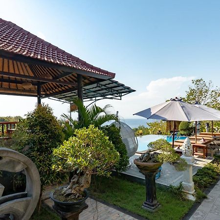 Kaylas Hill Resort Batununggul Экстерьер фото
