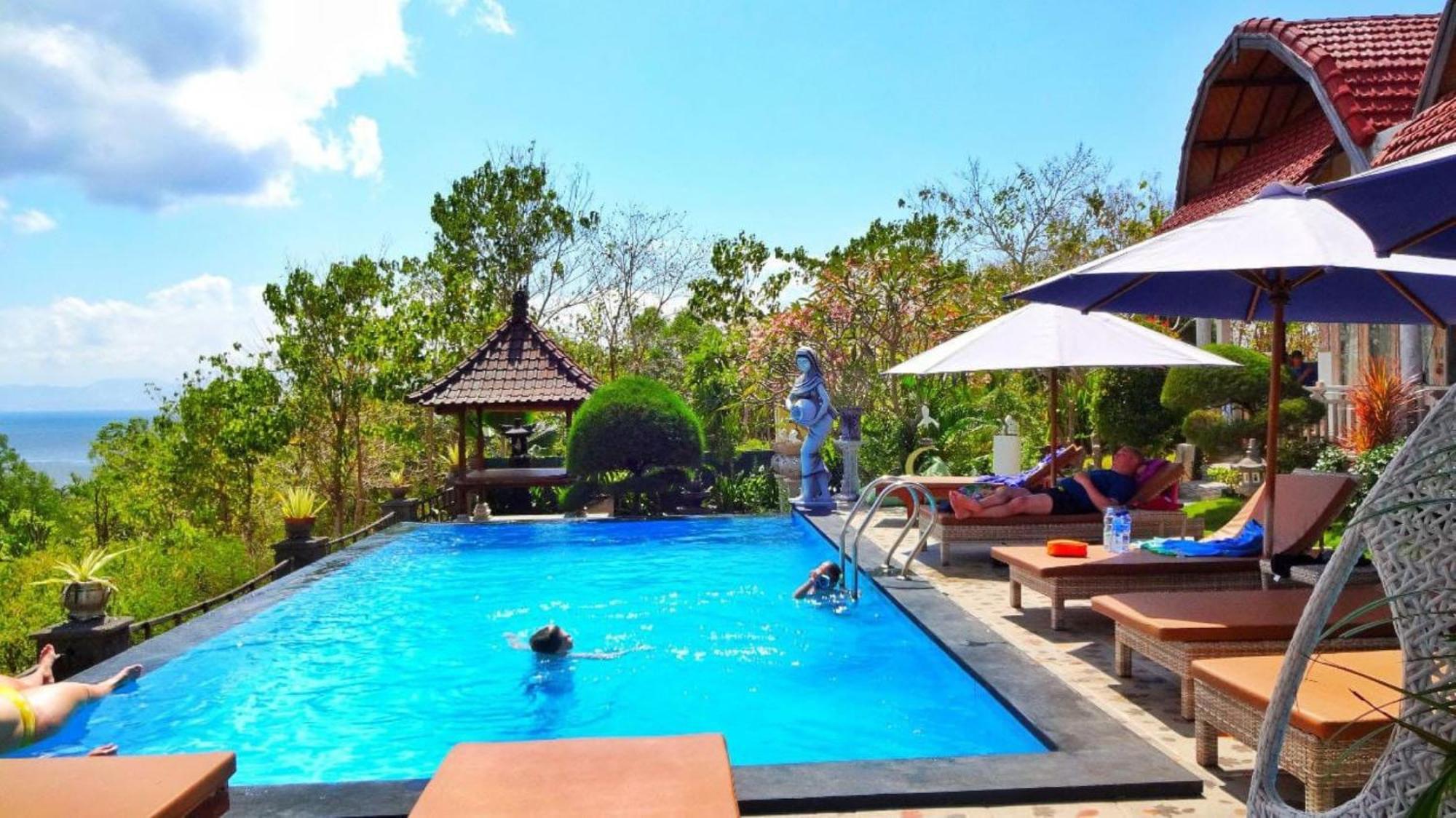 Kaylas Hill Resort Batununggul Экстерьер фото