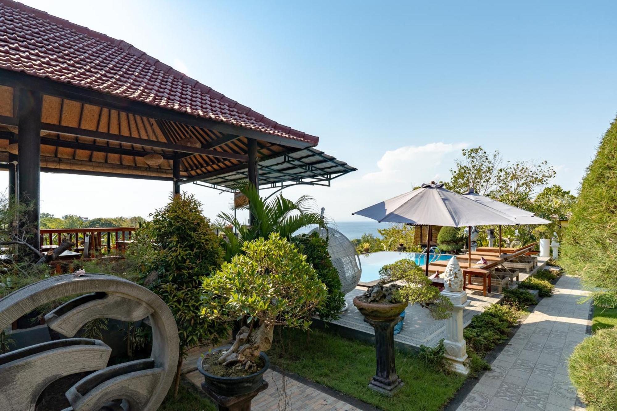 Kaylas Hill Resort Batununggul Экстерьер фото