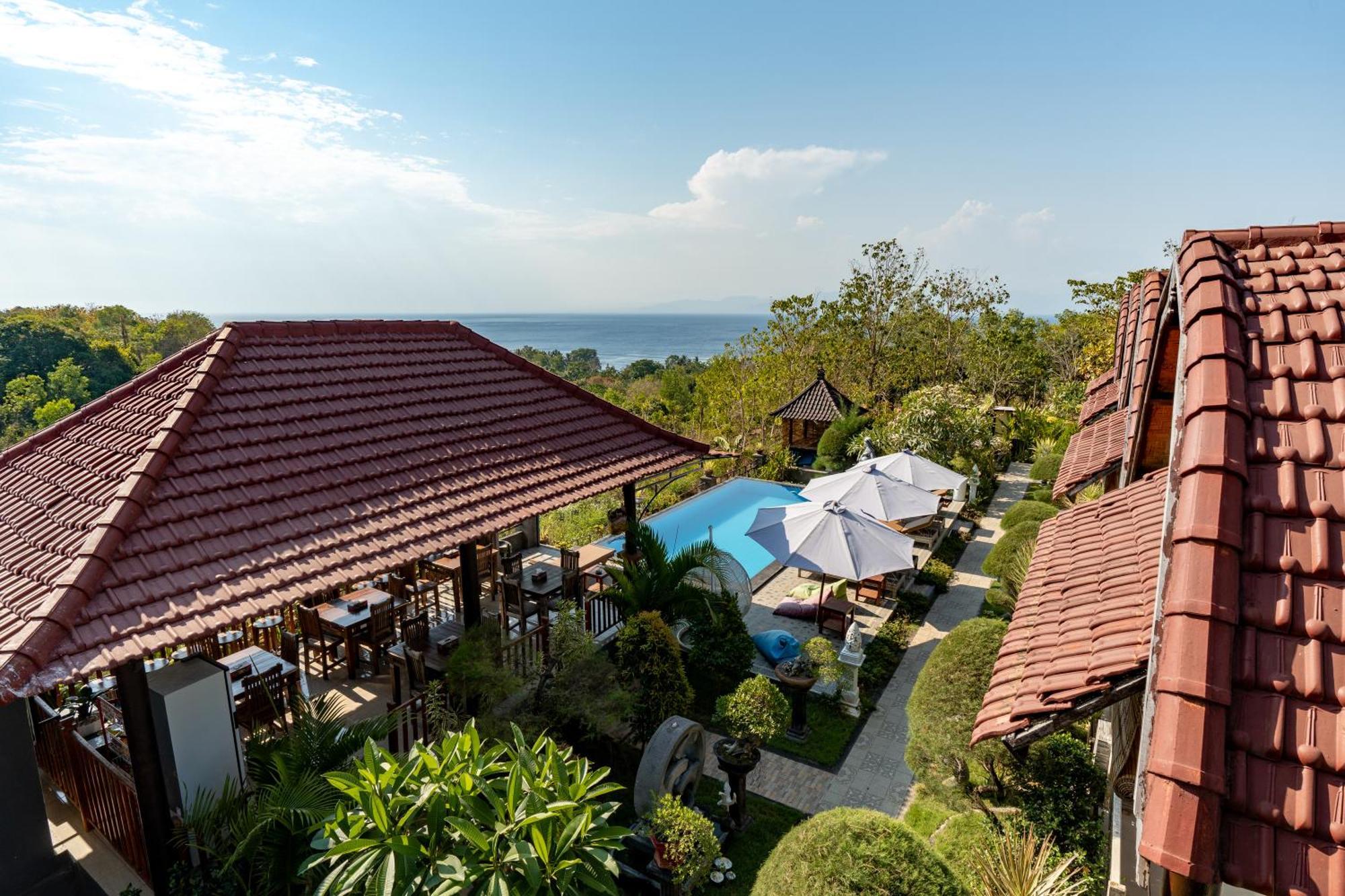Kaylas Hill Resort Batununggul Экстерьер фото