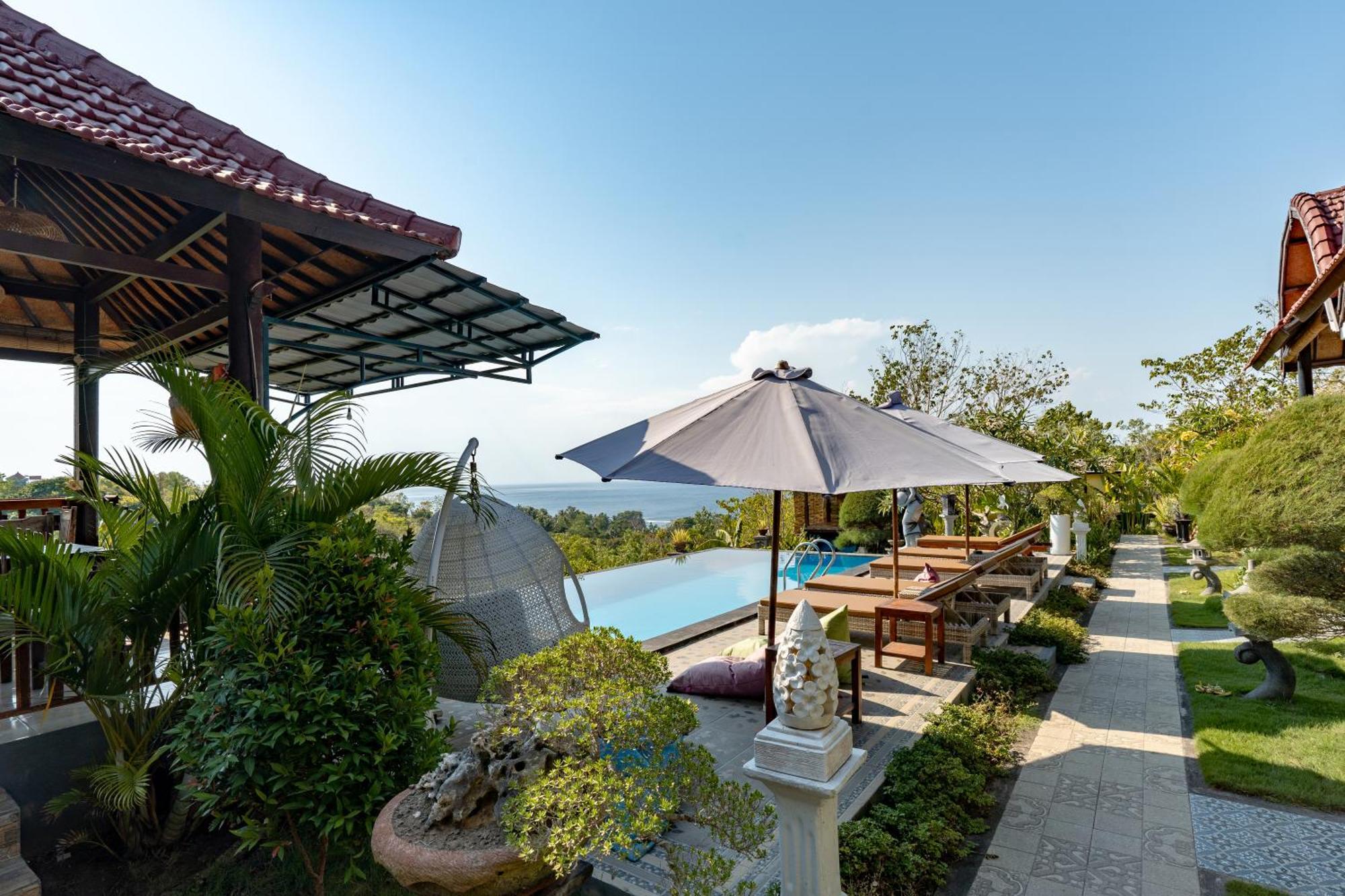 Kaylas Hill Resort Batununggul Экстерьер фото